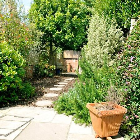 Little Lane Villa Alverstoke Exterior photo